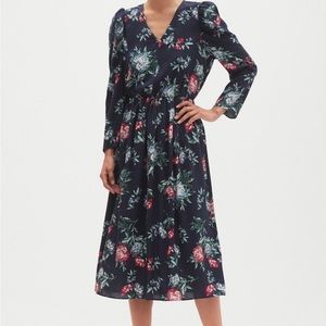 Banana republic women long sleeves midi flower dress size XSmall